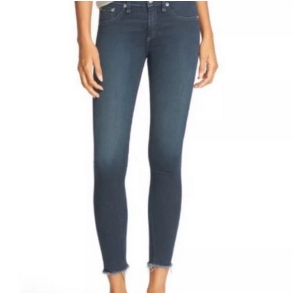 🇺🇸 Made in the USA- Rag & Bone- Women's Skinny Capri Jeans